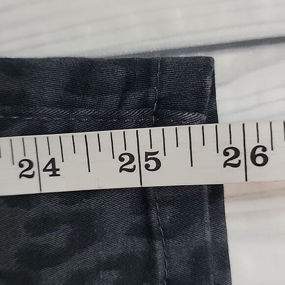 Wit & Wisdom leopard print slim fit ankle pants Women's Size 12 - Picture 13 of 13